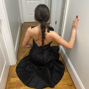 badgley mischka sleeveless black dress sz S halter